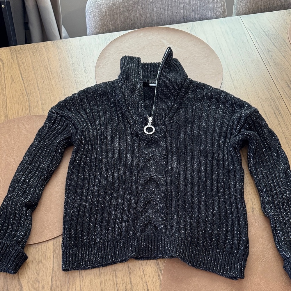 VENUS Black and white spotted Cowl Neck Sweater